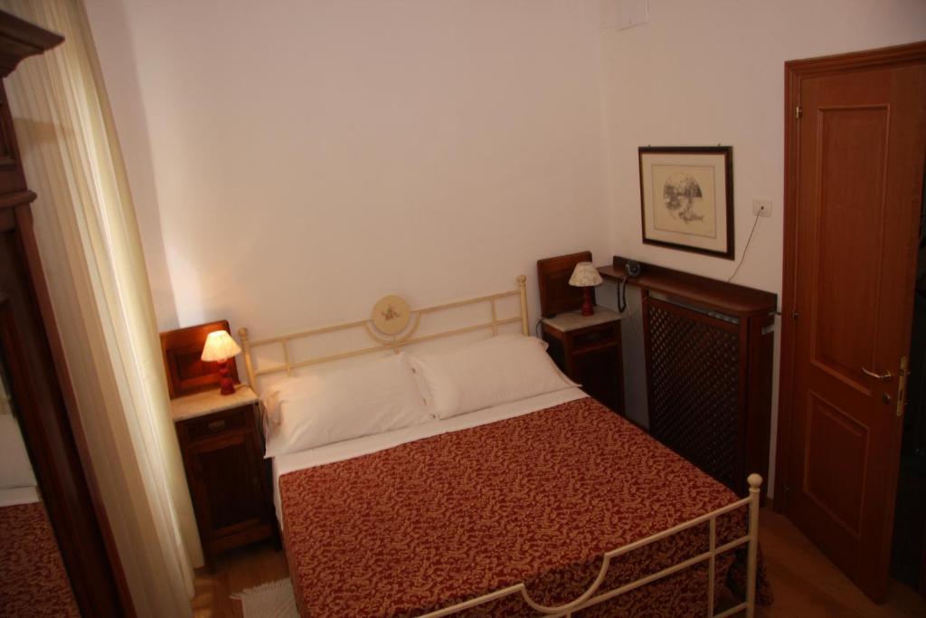 Hotel Morlacchi Perugia Rum bild